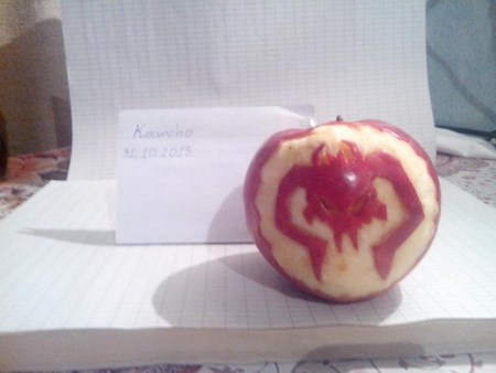 Kamho-shadowscythe apple.jpg
